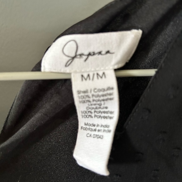 [M] Long Sleeve Little Black Dress - Picture 3 of 4